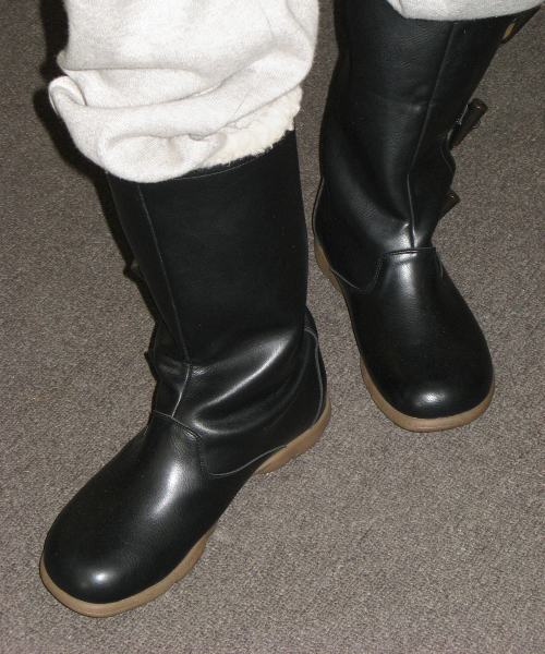 FOGGY MOODY(ポギムディ)の「Mist 0035. Toggle Button Fur Boots - 2colors(ブーツ・レディース・ブラック/Beige・22.5cm/23cm/23.5cm/24cm/24.5cm/25cm)」の15枚目の写真