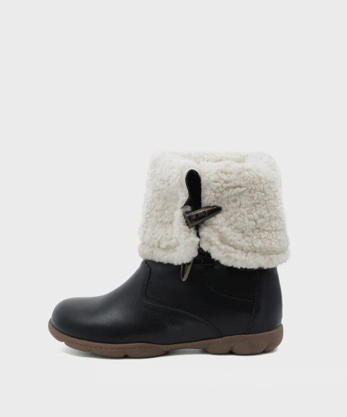 FOGGY MOODY(ポギムディ)の「Mist 0035. Toggle Button Fur Boots - 2colors(ブーツ・レディース・ブラック/Beige・22.5cm/23cm/23.5cm/24cm/24.5cm/25cm)」の16枚目の写真