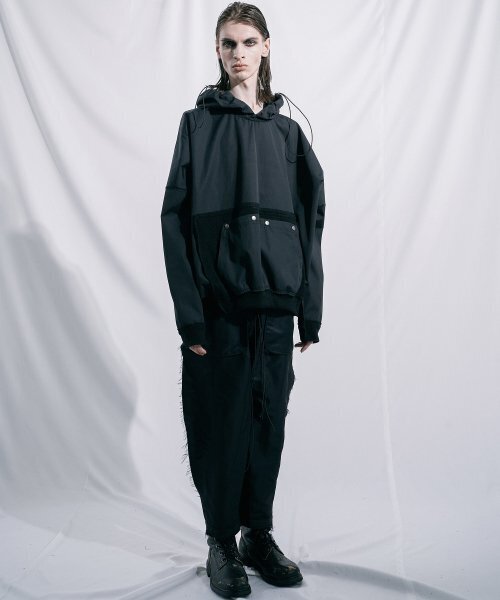 ASPARAGUS(アスパラガス)の「スクエアカットフードパーカー ブラック(パーカー・レディース・その他・SMALL/MEDIUM/LARGE/X-SMALL)」の5枚目の写真