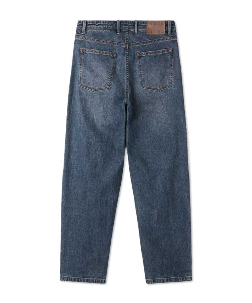 BLACKBROWN（ブラックブラウン）の「ディストロイドテーパードフィットデニムパンツ [WASHED BLUE]（デニムパンツ・メンズ・その他・SMALL/X-LARGE/XX-LARGE）」の2枚目の写真