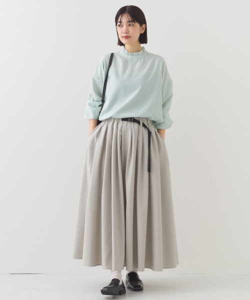 OMNES(オムネス)の「ポプリンバンドカラー 長袖シャツブラウス(シャツ/ブラウス・レディース・ベージュ/グリーン系その他/ブルー系その他/ホワイト/ライトグリーン/ブラック・FREE)」の16枚目の写真