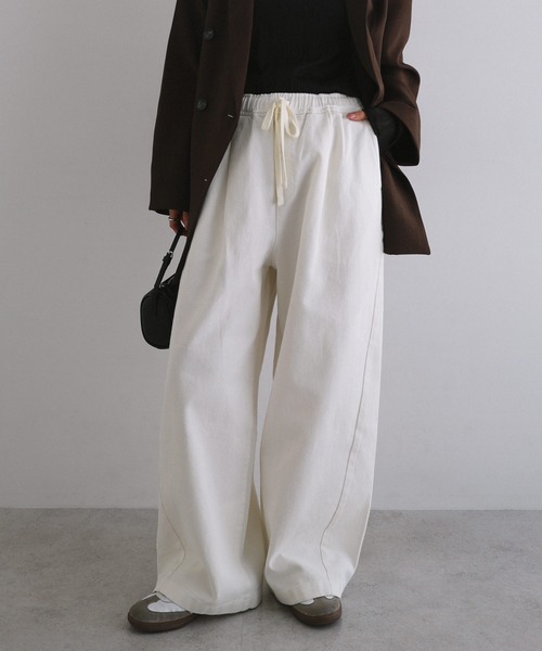 andme（アンドミー）の「コクーンイージーワイドパンツ【デニム/ツイル】（デニムパンツ・レディース・オフホワイト/ブルー/ライトブルー・L/M/S）」の11枚目の写真