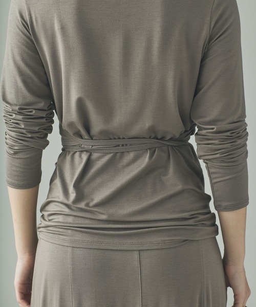 Curensology（カレンソロジー）の「Curensology(カレンソロジー)/ベアテンジクカシュクールロングスリーブTシャツ（Tシャツ/カットソー・レディース・ブラック/モカ・FREE）」の11枚目の写真