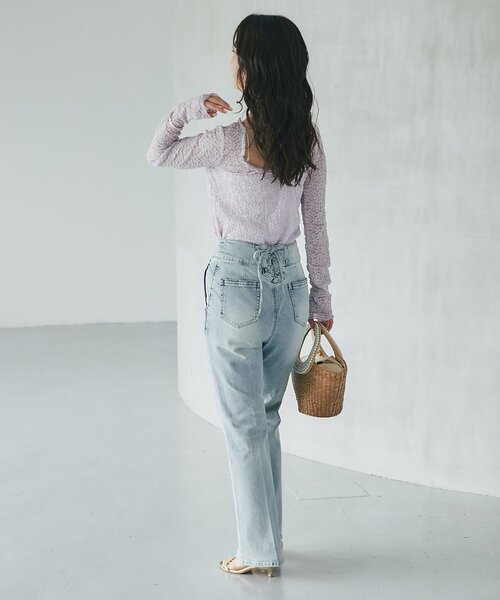 La boutique BonBon(ラブティックボンボン)の「【miki監修・新色・新サイズ登場!】バックレースアップデニムフレアパンツ(デニムパンツ・レディース・ブルー/サックスブルー・PS/38/36/34)」の14枚目の写真