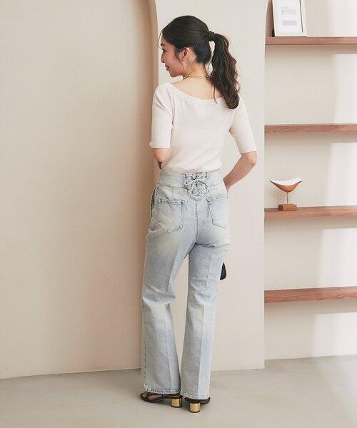 La boutique BonBon(ラブティックボンボン)の「【miki監修・新色・新サイズ登場!】バックレースアップデニムフレアパンツ(デニムパンツ・レディース・ブルー/サックスブルー・PS/38/36/34)」の20枚目の写真