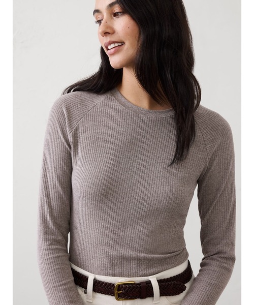 BANANA REPUBLIC FACTORY STORE(バナナリパブリック ファクトリーストア)の「BANANA REPUBLIC FACTORY STORE ブラッシュド リブ クルーネックトップ(Tシャツ/カットソー・レディース・グレー/ホワイト/ブラック・XS/S/M/L)」の3枚目の写真