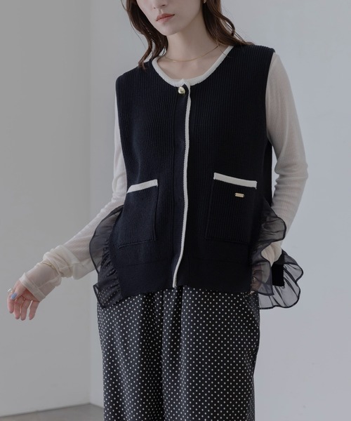 Eimee Law（エイミーロウ）の「配色ラインフリルヘムニットジレ（ベスト・レディース・ブラック/ライトベージュ/ダークグレー・FREE）」の19枚目の写真