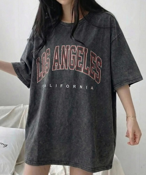 yuue' ( wear )（ユーイ）の「オーバーサイズヴィンテージ加工半袖Tシャツ/ラメグリッター/カレッジロゴ/ユニセックス（Tシャツ/カットソー・レディース・ブラック系その他/ブラック・FREE）」の12枚目の写真