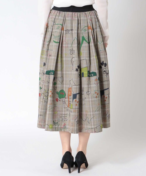 Cepica（セピカ）の「落書きプリントチェックギャザースカート（スカート・レディース・ベージュ・FREE）」の4枚目の写真