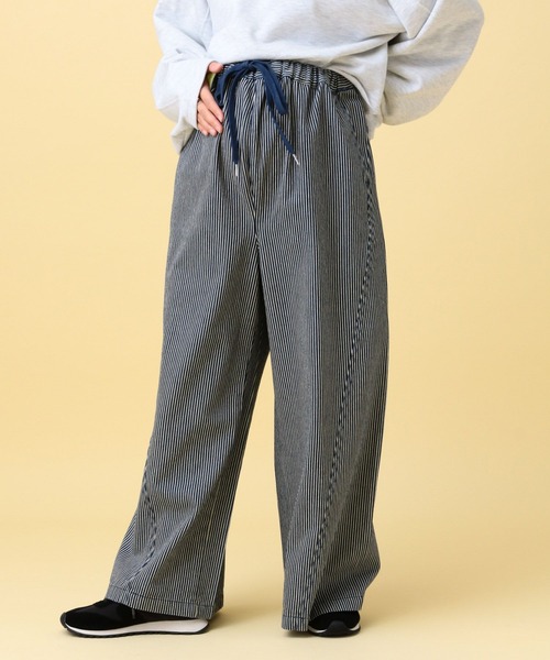 LEPSIM（レプシィム）の「【産前・産後対応】マタニティ／ヒッコリーワイドパンツ　632891（マタニティウェア/グッズ・レディース・ブルー/アイボリー・FREE）」の22枚目の写真