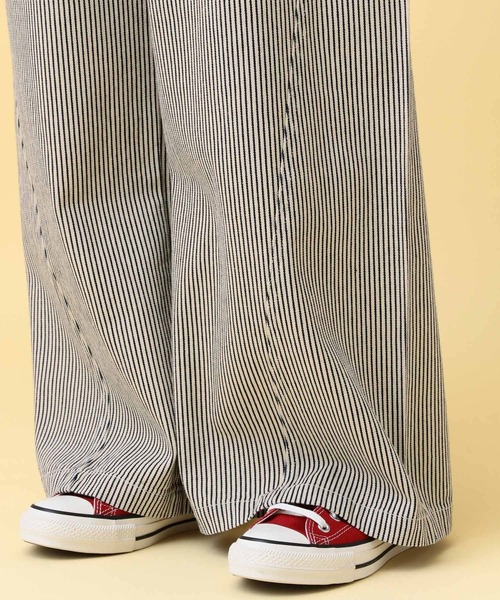 LEPSIM（レプシィム）の「【産前・産後対応】マタニティ／ヒッコリーワイドパンツ　632891（マタニティウェア/グッズ・レディース・ブルー/アイボリー・FREE）」の4枚目の写真