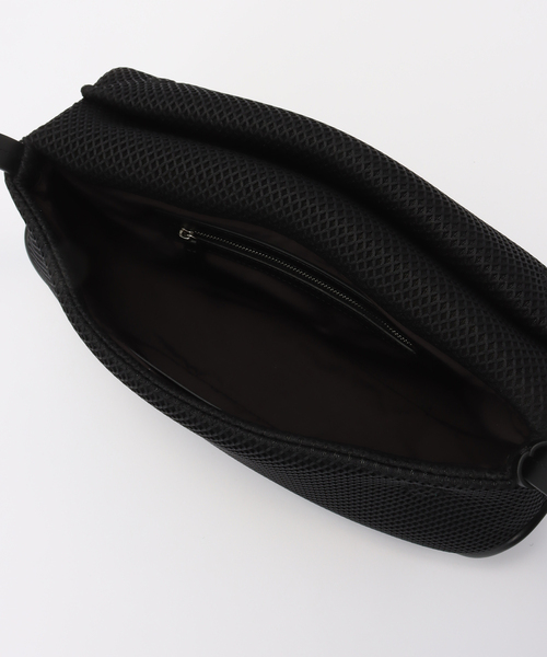 LE TALON（ルタロン）の「ADDCULUMN/アドカラム ROLLA OBLONG M MESH（ショルダーバッグ・レディース・ブラック・FREE）」の7枚目の写真