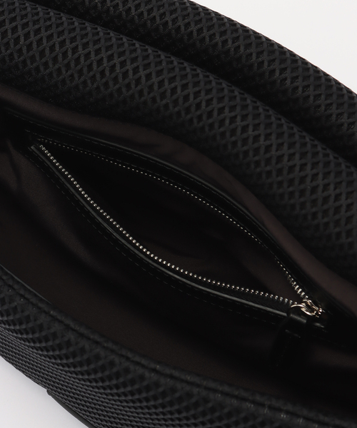 LE TALON（ルタロン）の「ADDCULUMN/アドカラム ROLLA OBLONG M MESH（ショルダーバッグ・レディース・ブラック・FREE）」の9枚目の写真