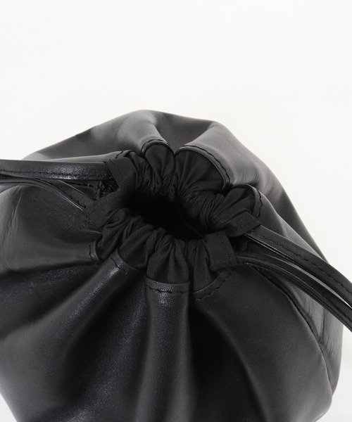 ADAM PATEK(アダムパテック)の「mko13441-water repellent leather drawstring bag 巾着バッグ(AP2619003)(ハンドバッグ・メンズ・ブラック・FREE)」の13枚目の写真