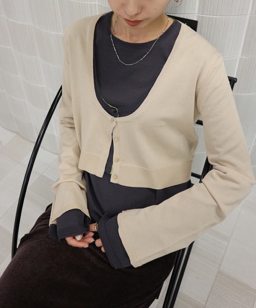 Ameri（アメリ）の「LOW BASIC SHORT KNIT CARDIGAN（カーディガン/ボレロ・レディース・ベージュ/ブラック/グレー/グリーン系その他・FREE）」の3枚目の写真