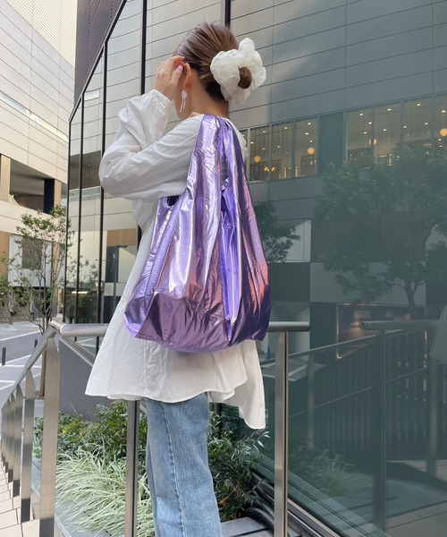 BAGGU（バグー）の「【BAGGU(バグゥ)】メタリックSTANDARD（エコバッグ/サブバッグ・レディース・ライトブルー/ライトピンク/ピンク・0）」の2枚目の写真