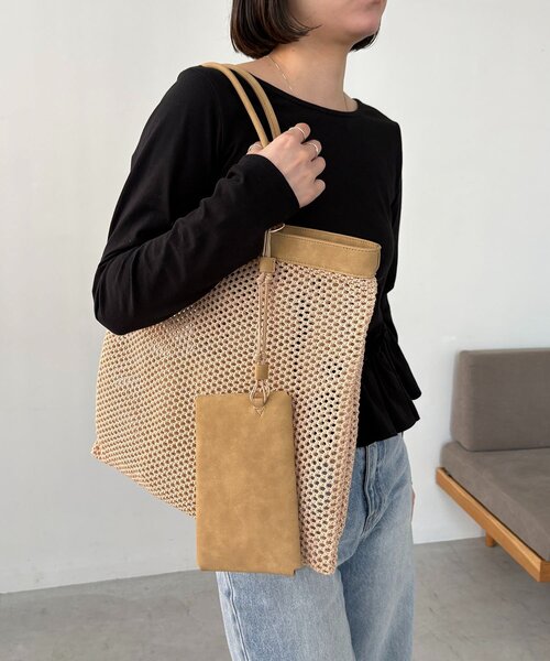 CAPRICIEUX LE'MAGE(カプリシューレマージュ)の「スクエアメッシュトートバッグ(ショルダーバッグ・レディース・キャメル/ベージュ/ブラック・FREE)」の7枚目の写真