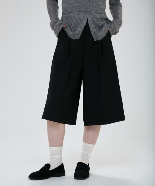 full/fill.(フルフィル)の「tuck half pants / タックハーフパンツ(その他パンツ・レディース・ブラック/ベージュ・FREE)」の2枚目の写真