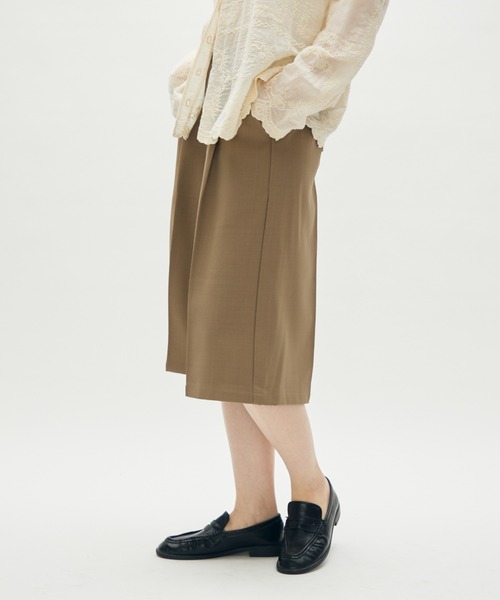 full/fill.(フルフィル)の「tuck half pants / タックハーフパンツ(その他パンツ・レディース・ブラック/ベージュ・FREE)」の9枚目の写真