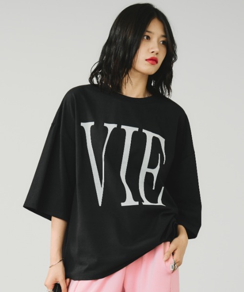 A.D.C.L.（エーディーシーエル）の「フロッキービッグロゴプリント ビッグシルエットTシャツ（Tシャツ/カットソー・レディース・ブラック/オートミール/イエロー・M/L）」の2枚目の写真