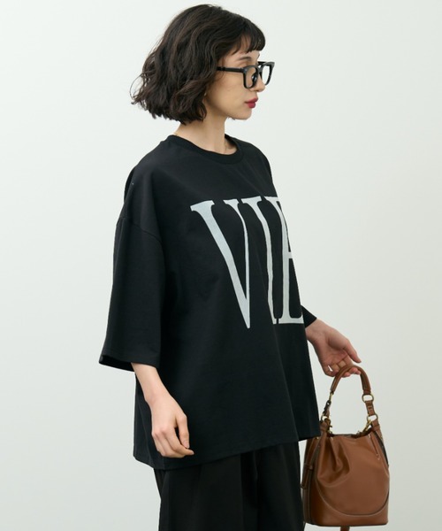 A.D.C.L.（エーディーシーエル）の「フロッキービッグロゴプリント ビッグシルエットTシャツ（Tシャツ/カットソー・レディース・ブラック/オートミール/イエロー・M/L）」の17枚目の写真