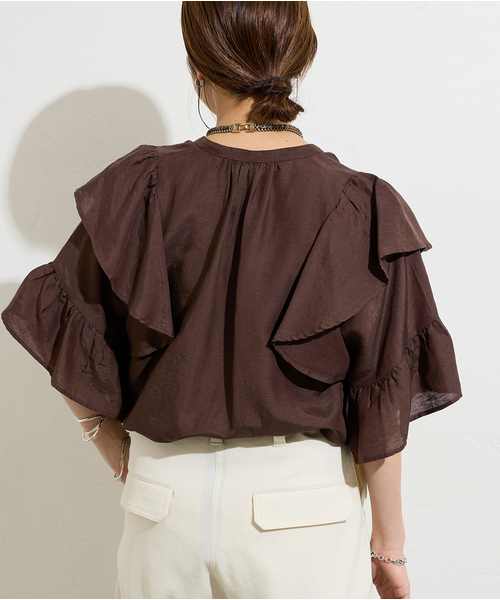 JOURNAL STANDARD(ジャーナルスタンダード)の「《追加》ソフトクロスフリルスリーブブラウス(シャツ/ブラウス・レディース・ブラック/ブラウン・FREE)」の22枚目の写真