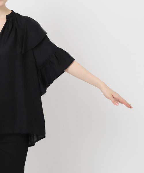 JOURNAL STANDARD(ジャーナルスタンダード)の「《追加》ソフトクロスフリルスリーブブラウス(シャツ/ブラウス・レディース・ブラック/ブラウン・FREE)」の15枚目の写真