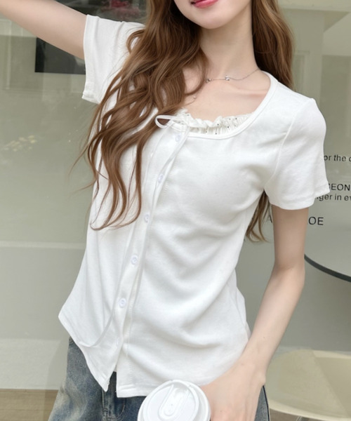 Ada.(エイダ)の「レイヤードデザインドットフリルリボン付き カットソー(Tシャツ/カットソー・レディース・ホワイト/ネイビー/グレー/ブルー・FREE)」の1枚目の写真