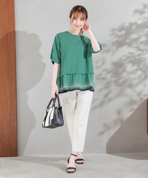 GLACIER lusso（グラシアルッソ）の「【美冷・接触冷感・ＵＶカット・遮熱】裾スカーフ柄レイヤード風トップス（Tシャツ/カットソー・レディース・グリーン/ネイビー/グレイッシュベージュ・S/L/M/LL）」の9枚目の写真