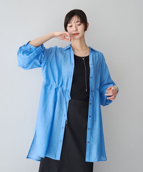 YECCA VECCA(イェッカヴェッカ)の「シアー2way袖バルーンチュニック(シャツ/ブラウス・レディース・ブルー/チャコールグレー/ライトベージュ/イエロー/ダークベージュ・FREE)」の10枚目の写真