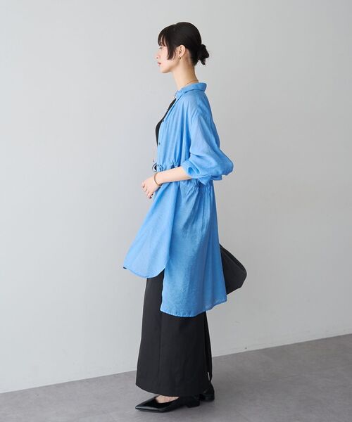 YECCA VECCA(イェッカヴェッカ)の「シアー2way袖バルーンチュニック(シャツ/ブラウス・レディース・ブルー/チャコールグレー/ライトベージュ/イエロー/ダークベージュ・FREE)」の14枚目の写真