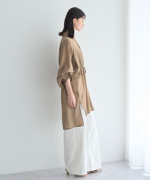 YECCA VECCA(イェッカヴェッカ)の「シアー2way袖バルーンチュニック(シャツ/ブラウス・レディース・ブルー/チャコールグレー/ライトベージュ/イエロー/ダークベージュ・FREE)」の19枚目の写真