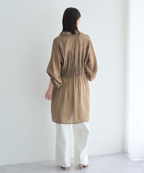 YECCA VECCA(イェッカヴェッカ)の「シアー2way袖バルーンチュニック(シャツ/ブラウス・レディース・ブルー/チャコールグレー/ライトベージュ/イエロー/ダークベージュ・FREE)」の20枚目の写真
