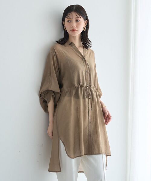 YECCA VECCA(イェッカヴェッカ)の「シアー2way袖バルーンチュニック(シャツ/ブラウス・レディース・ブルー/チャコールグレー/ライトベージュ/イエロー/ダークベージュ・FREE)」の7枚目の写真