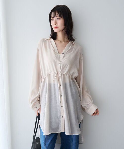 YECCA VECCA(イェッカヴェッカ)の「シアー2way袖バルーンチュニック(シャツ/ブラウス・レディース・ブルー/チャコールグレー/ライトベージュ/イエロー/ダークベージュ・FREE)」の6枚目の写真