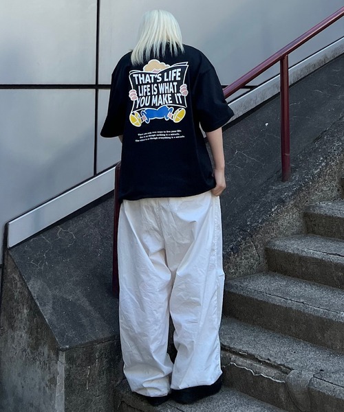 That's life(ザッツライフ)の「HEAVY WEIGHT 7.1oz “CHILDREN” LOGO TEE夏服 ビッグシルエット ヘビーウェイト 綿100% 肉厚生地(Tシャツ/カットソー・メンズ・ネイビー/グリーン/ホワイト/ブラック・X-LARGE/LARGE/MEDIUM/SMALL)」の7枚目の写真