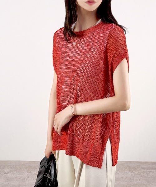 CLOTHY(クロシィ)の「【ラフに着こなす、夏の軽やかニット】ルーズメッシュニットトップス(ベスト・レディース・ブラウン/グレー/レッド/グリーン・FREE)」の4枚目の写真