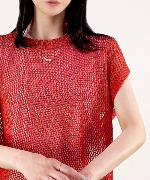 CLOTHY(クロシィ)の「【ラフに着こなす、夏の軽やかニット】ルーズメッシュニットトップス(ベスト・レディース・ブラウン/グレー/レッド/グリーン・FREE)」の8枚目の写真