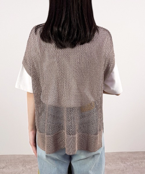 CLOTHY(クロシィ)の「【ラフに着こなす、夏の軽やかニット】ルーズメッシュニットトップス(ベスト・レディース・ブラウン/グレー/レッド/グリーン・FREE)」の14枚目の写真