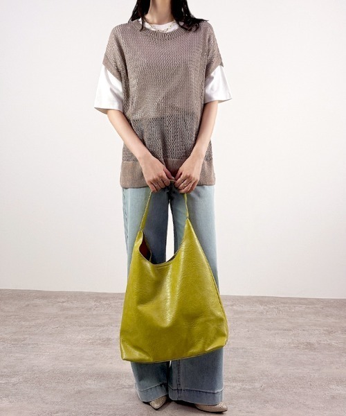 CLOTHY(クロシィ)の「【ラフに着こなす、夏の軽やかニット】ルーズメッシュニットトップス(ベスト・レディース・ブラウン/グレー/レッド/グリーン・FREE)」の15枚目の写真