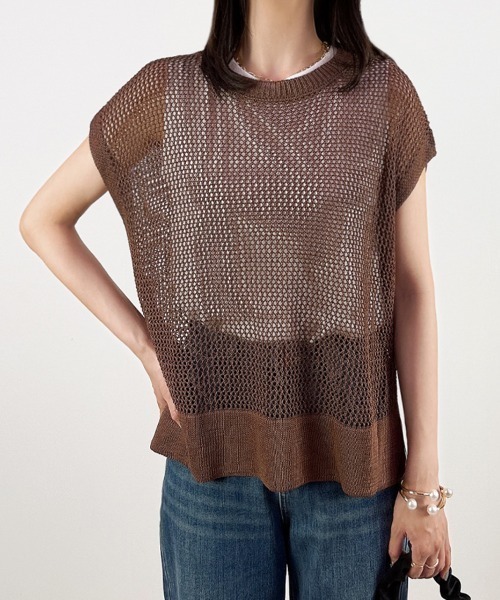 CLOTHY(クロシィ)の「【ラフに着こなす、夏の軽やかニット】ルーズメッシュニットトップス(ベスト・レディース・ブラウン/グレー/レッド/グリーン・FREE)」の17枚目の写真