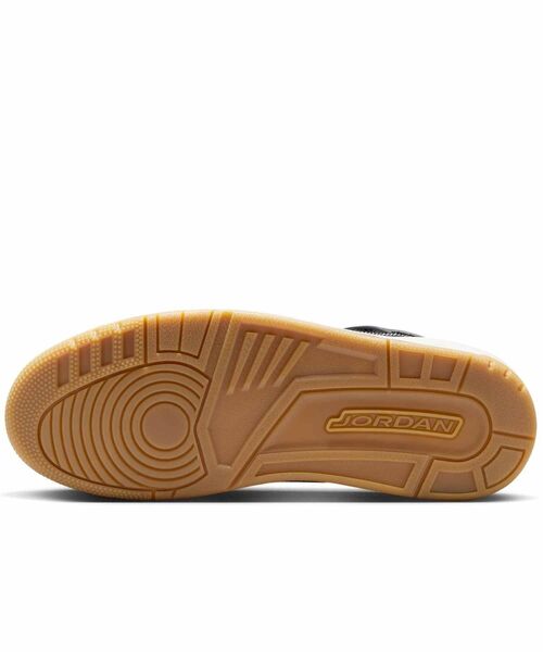 JORDAN BRAND(ジョーダンブランド)の「ジョーダン スパイジーク LOW メンズシューズ / Jordan Spizike Low Men's Shoes IR2012-001 Black(スニーカー・メンズ・ブラック・27.5/27/26.5/29.5/29/28.5/28/26/25.5/25/30)」の2枚目の写真