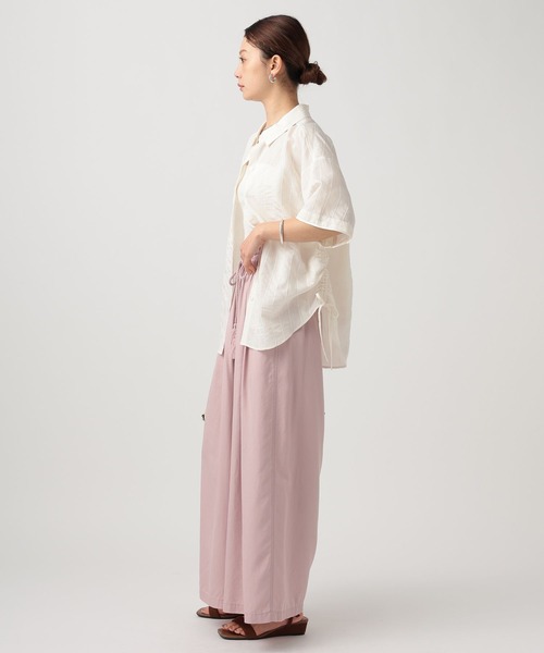 BAYFLOW（ベイフロー）の「[サイドリボン付き]ドビーストライプシャーリングシャツ（シャツ/ブラウス・レディース・オフホワイト/ネイビー/ベージュ/ライトブルー・FREE）」の12枚目の写真