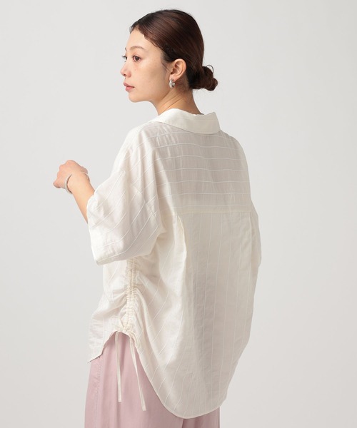 BAYFLOW（ベイフロー）の「[サイドリボン付き]ドビーストライプシャーリングシャツ（シャツ/ブラウス・レディース・オフホワイト/ネイビー/ベージュ/ライトブルー・FREE）」の15枚目の写真