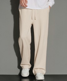 by LEGNA（バイレグナ）の「メンズスウェットワイドパンツ（スウェットパンツ）」