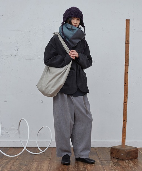 Dulcamara（ドゥルカマラ）の「コットンビエラワイドBOXシャツ（シャツ/ブラウス・メンズ・ライトグレー/ブラック・1/0）」の3枚目の写真