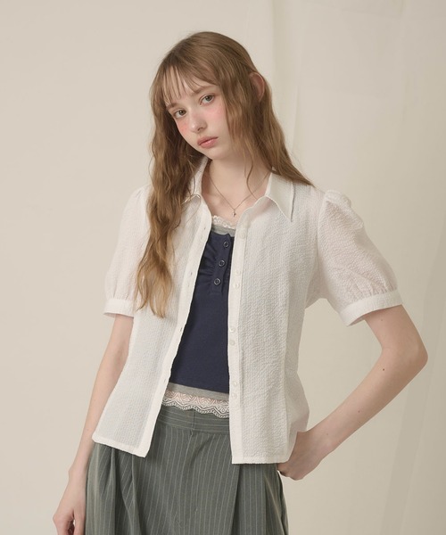 hazyl(ヘイジル)の「W button puff sleeves shirt / ダブルボタンパフスリーブシャツ(シャツ/ブラウス・レディース・ホワイト/ネイビー・フリー)」の5枚目の写真