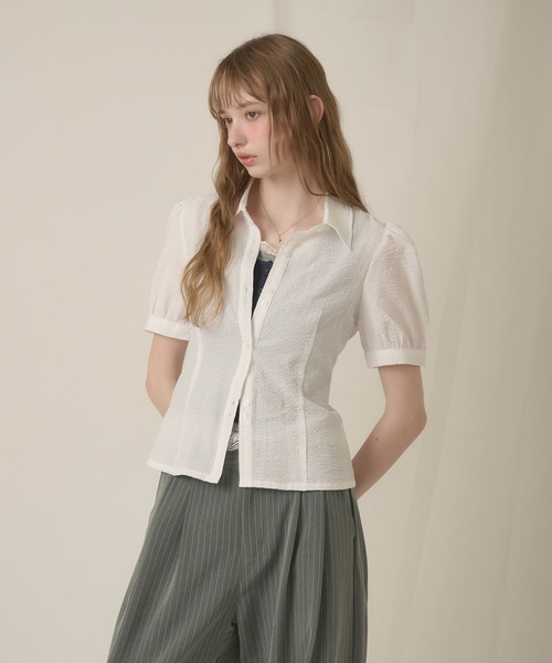 hazyl(ヘイジル)の「W button puff sleeves shirt / ダブルボタンパフスリーブシャツ(シャツ/ブラウス・レディース・ホワイト/ネイビー・フリー)」の10枚目の写真