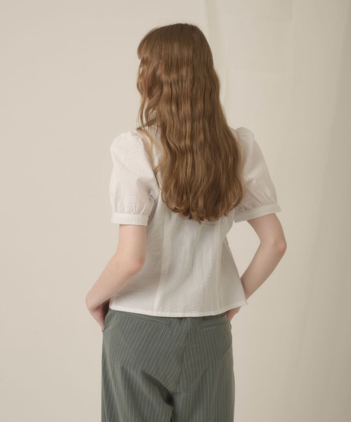 hazyl(ヘイジル)の「W button puff sleeves shirt / ダブルボタンパフスリーブシャツ(シャツ/ブラウス・レディース・ホワイト/ネイビー・フリー)」の12枚目の写真