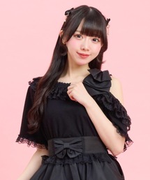 オフショルTシャツ